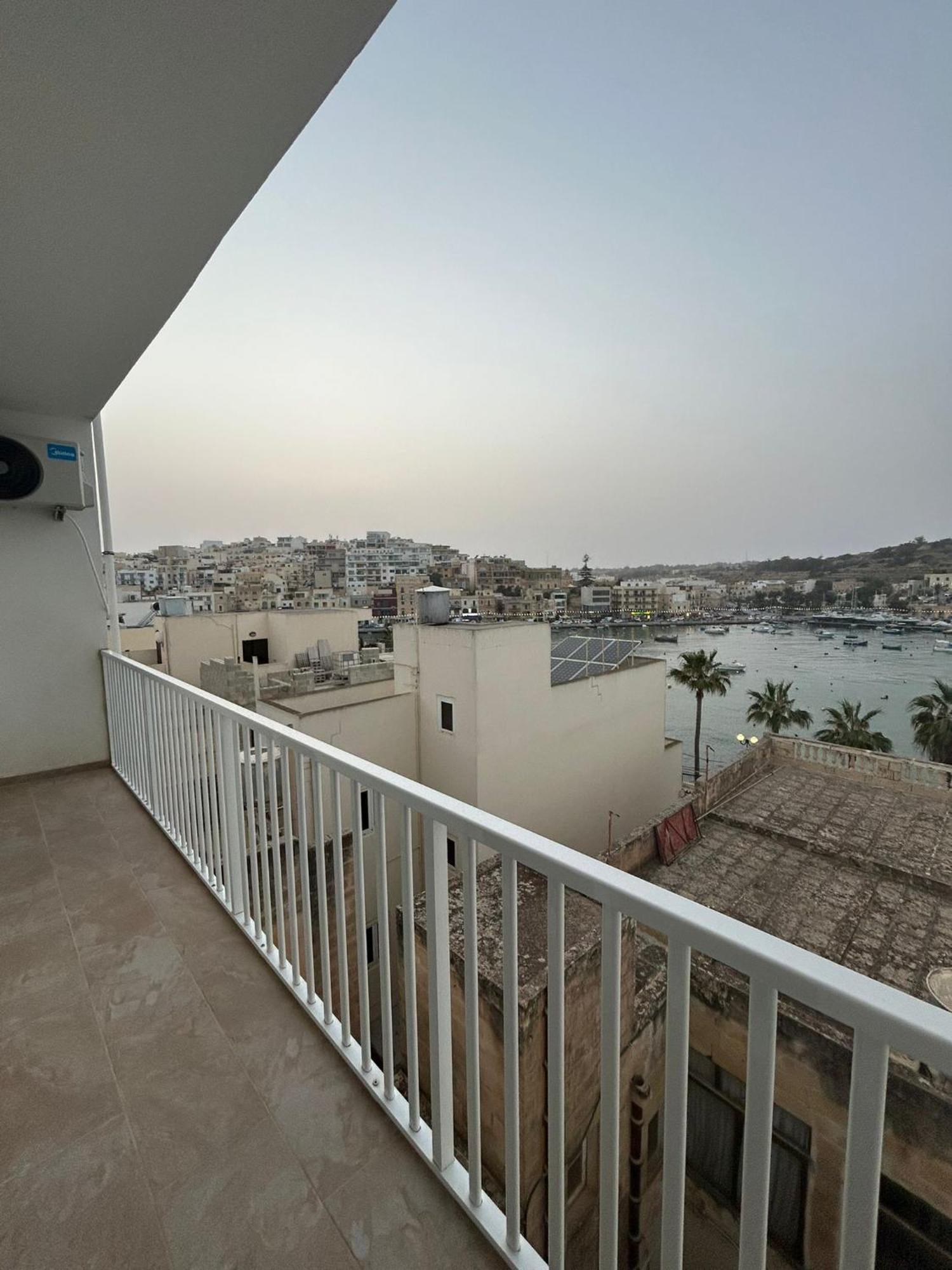 Seaview Setters Studio Apartment Marsaskala Kültér fotó